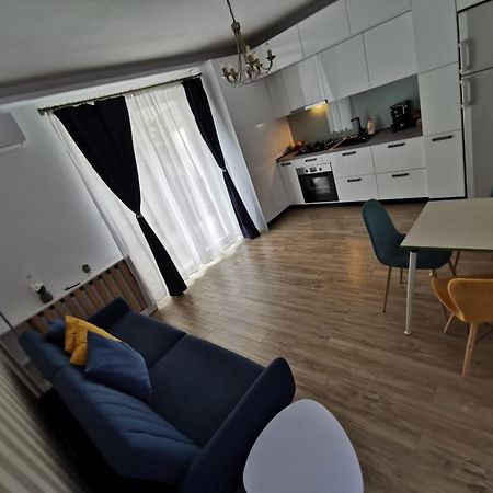 Kira Apartment Букурещ Екстериор снимка