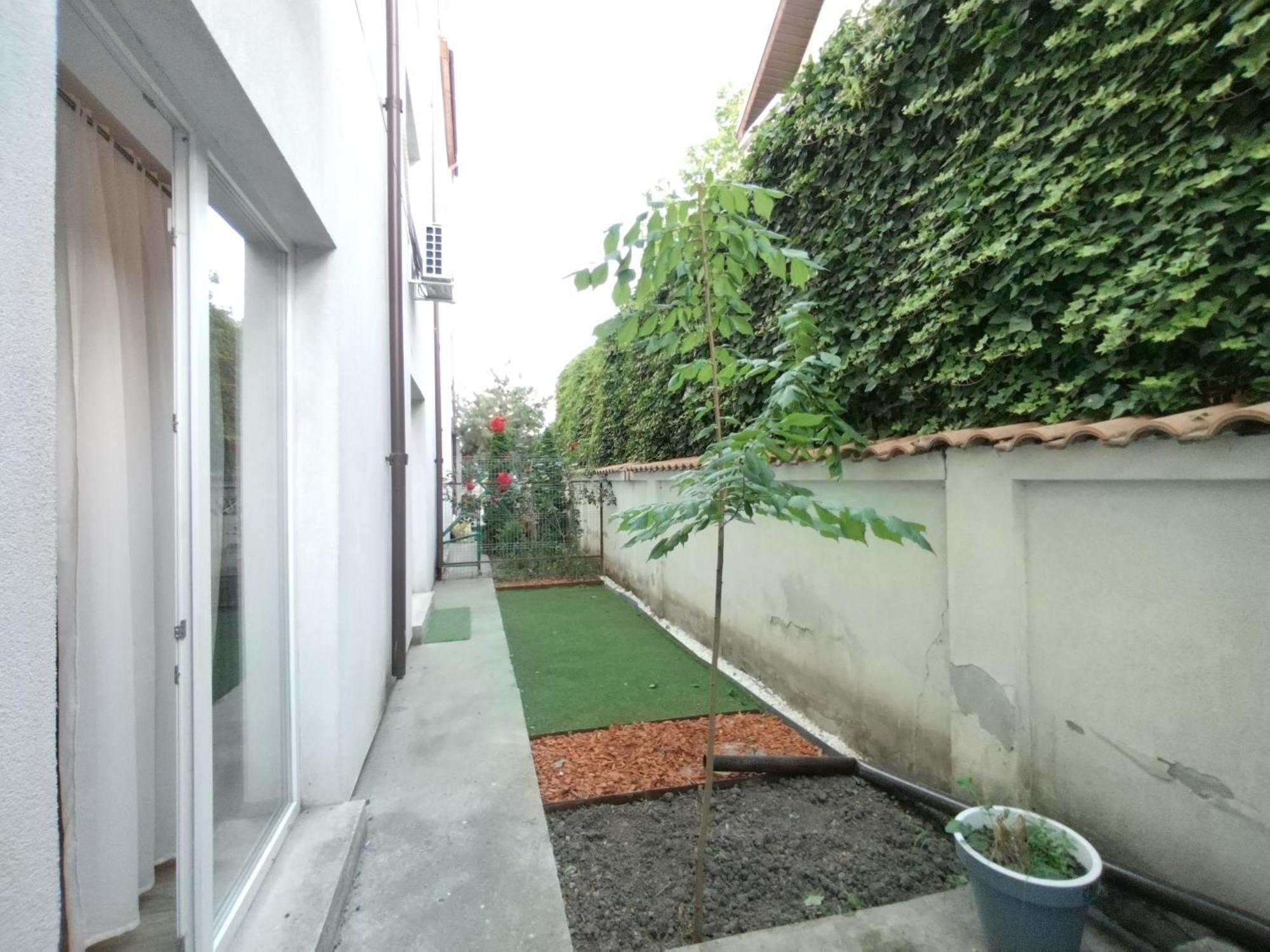 Kira Apartment Букурещ Екстериор снимка