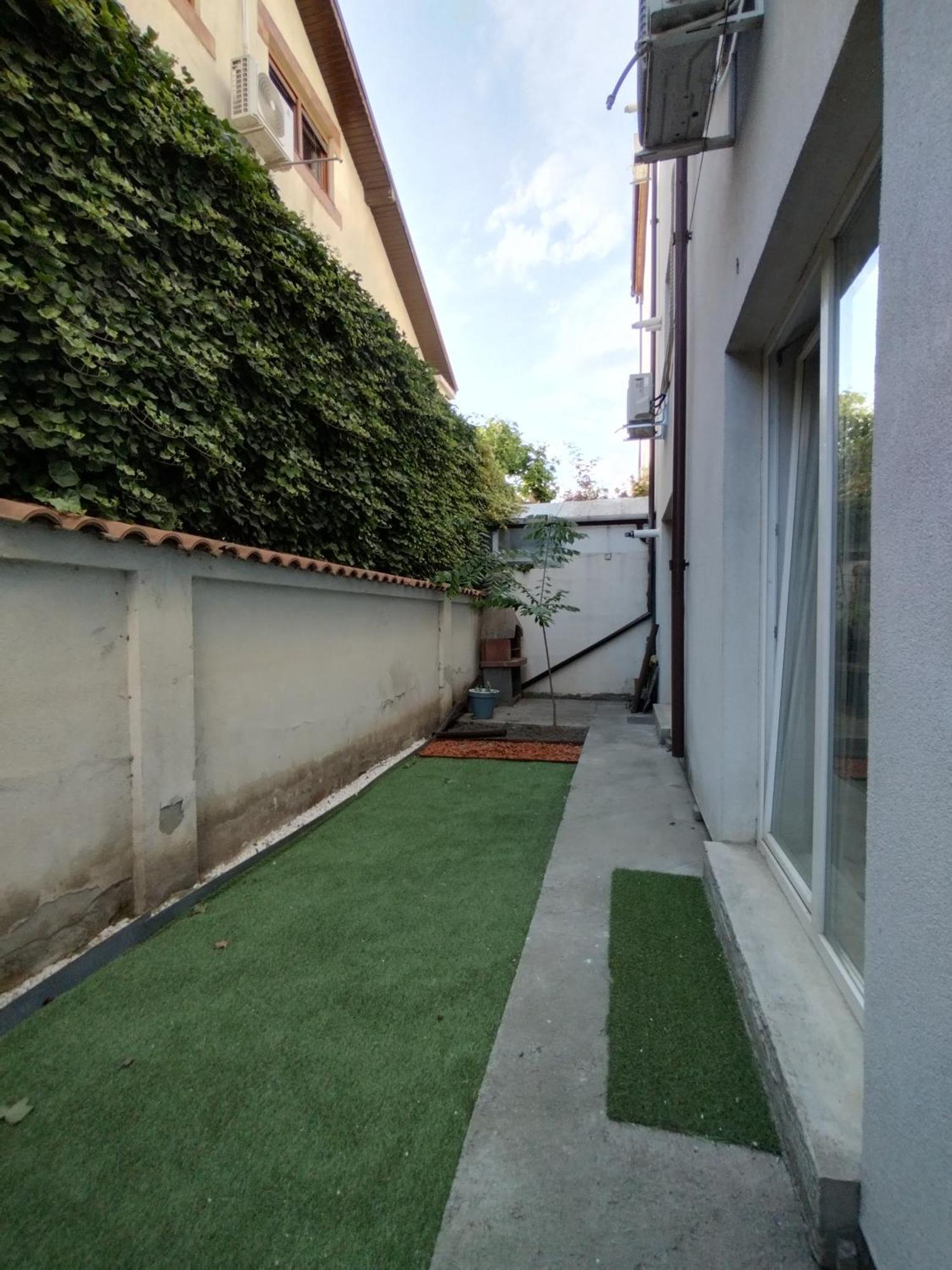 Kira Apartment Букурещ Екстериор снимка
